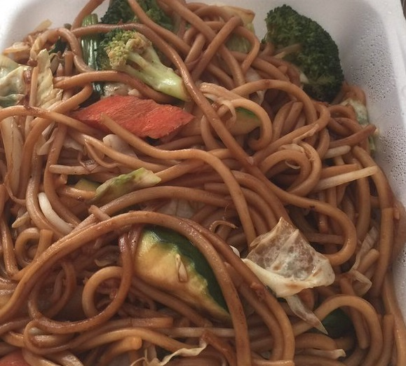 Order Vegetable Chow Mein food online from China Coast store, Redondo Beach on bringmethat.com