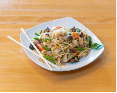 Order N7. Basil Beef Flat Noodles food online from Que Huong store, Plano on bringmethat.com