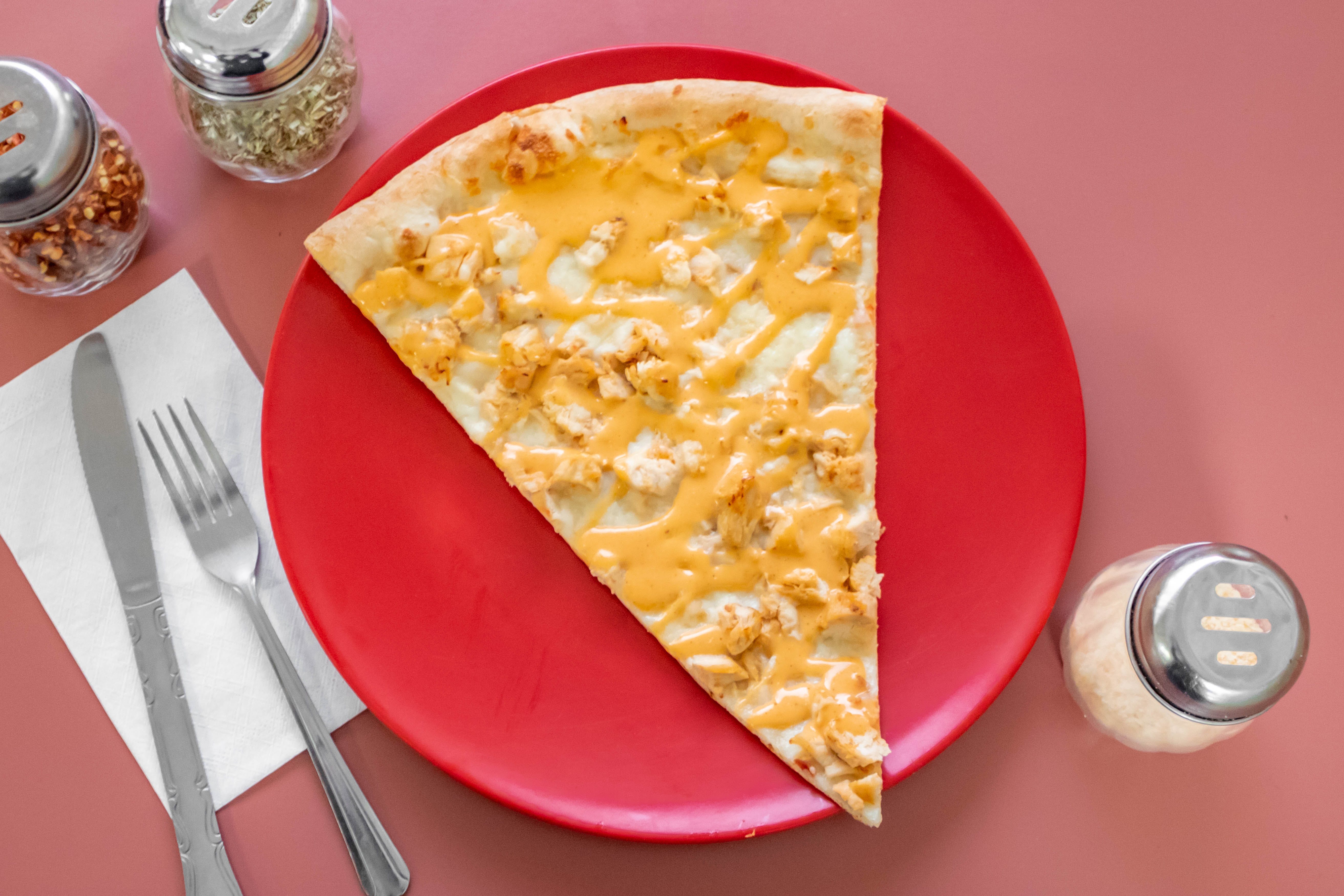 Order Buffalo Chicken Pizza - Large 16'' food online from Sal Pizza store, Mt Holly on bringmethat.com