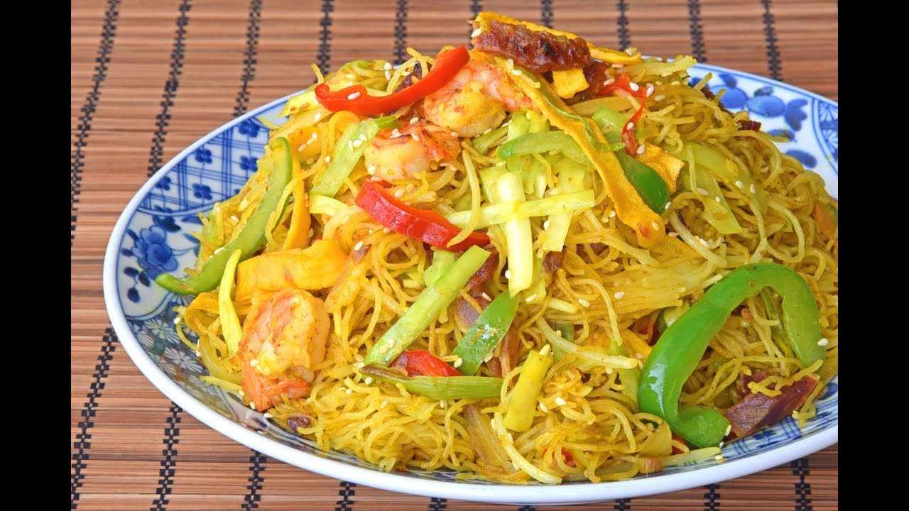 Order 50. Singapore Rice Noodle ( spicy) food online from Golden Star store, Lyndhurst on bringmethat.com