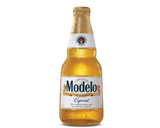 Order Modelo Especial Mexican Lager Beer 12 fl oz. single bottle food online from Central Liquor Market store, Los Angeles on bringmethat.com