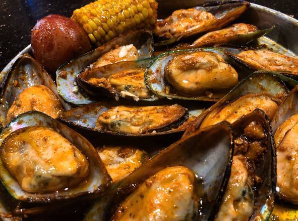 Order Green Mussels food online from Tasty Crab House store, Myrtle Beach on bringmethat.com
