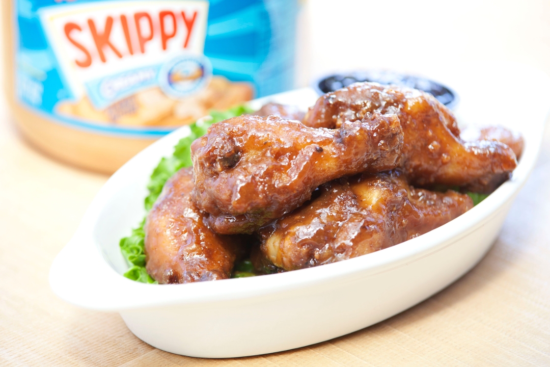 Order PB & J Wings food online from Slaters 50/50 store, Fresno on bringmethat.com