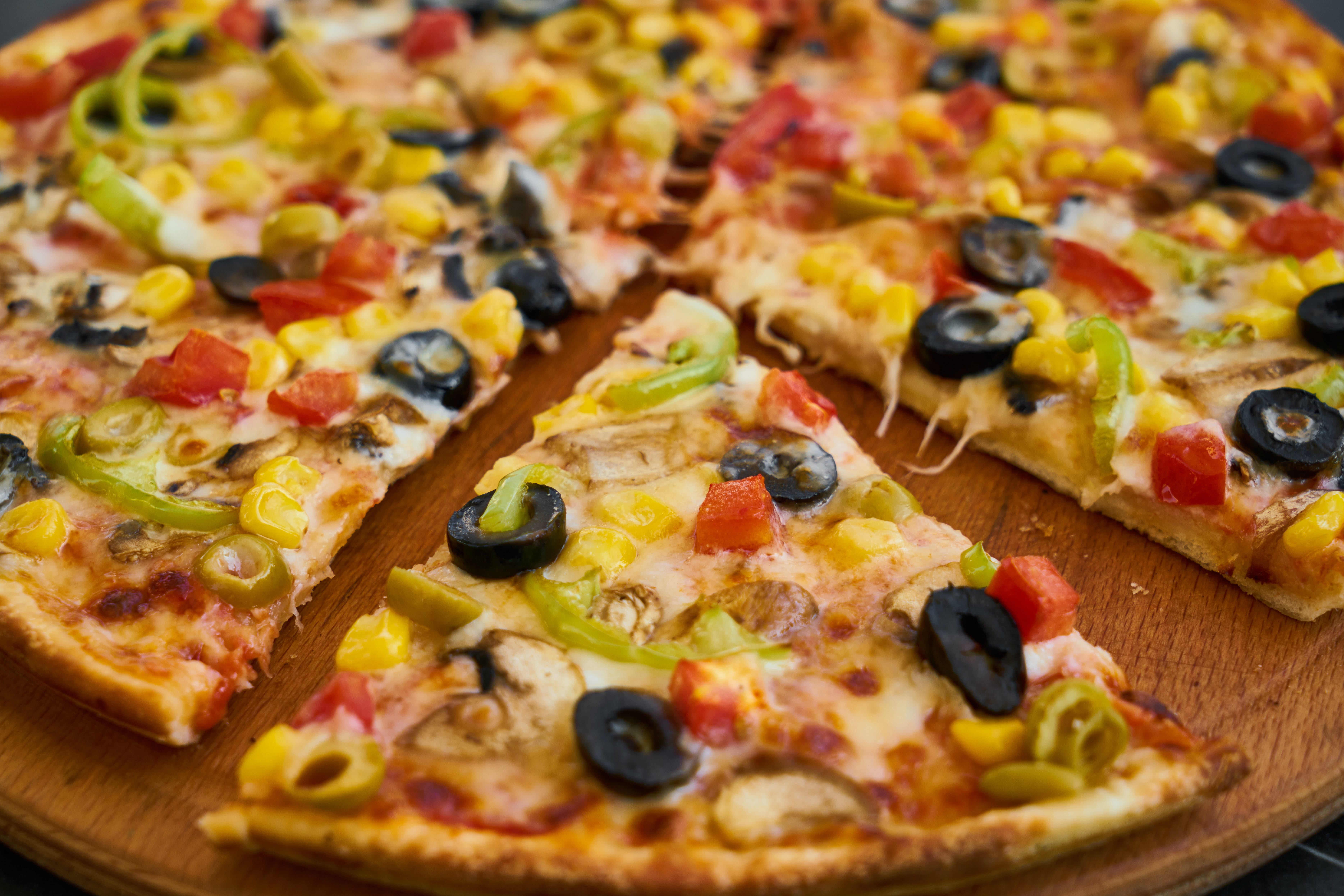 Order Veggie Pizza food online from OMG Pizza store, Richmond on bringmethat.com