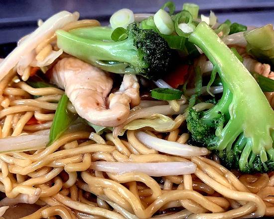 Order Chow Mein food online from Thai Towne Eatery store, Orange on bringmethat.com