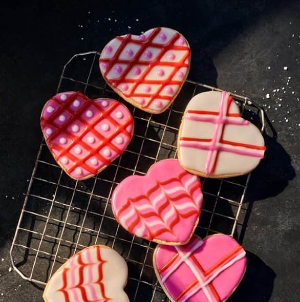 Order Heart Cookie 6-pack food online from Panera store, Delafield on bringmethat.com