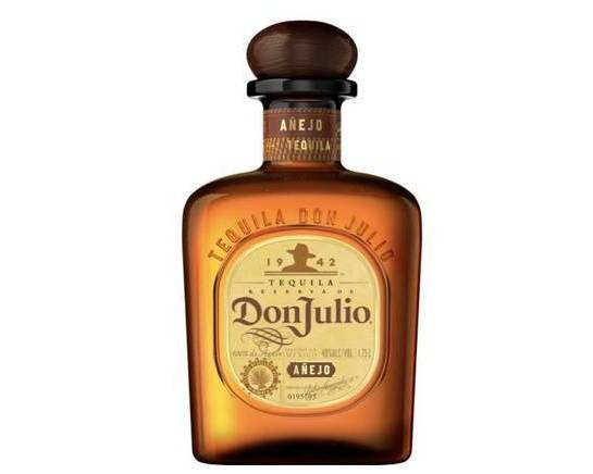 Order Don Julio Anejo, 750mL tequila (40.0% ABV) food online from Cold Spring Liquor store, Liberty Hill on bringmethat.com
