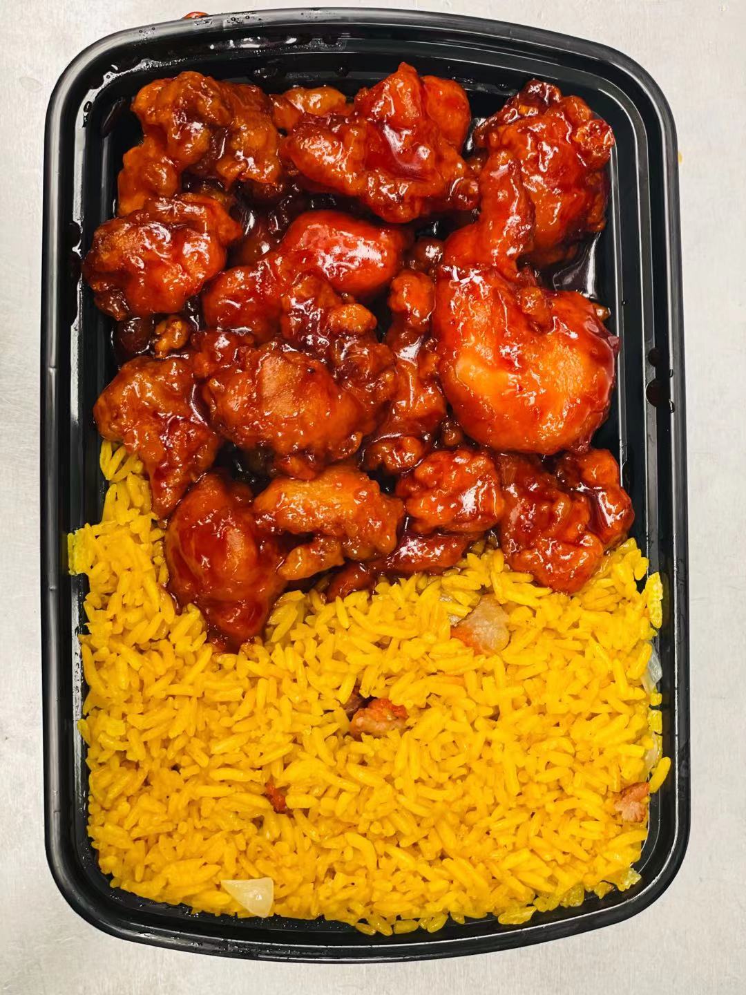 Order C28. General Tso's Chicken Combo Platter food online from New Chinese Boys store, Abingdon on bringmethat.com