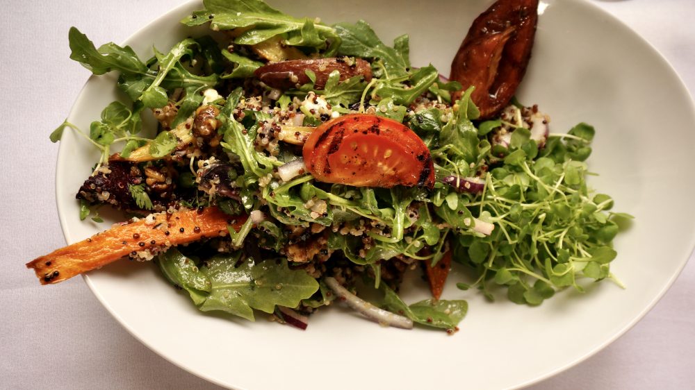 Order Quinoa Salad | Lunch food online from Bossa Nova Brazilian Cuisine store, Los Angeles on bringmethat.com