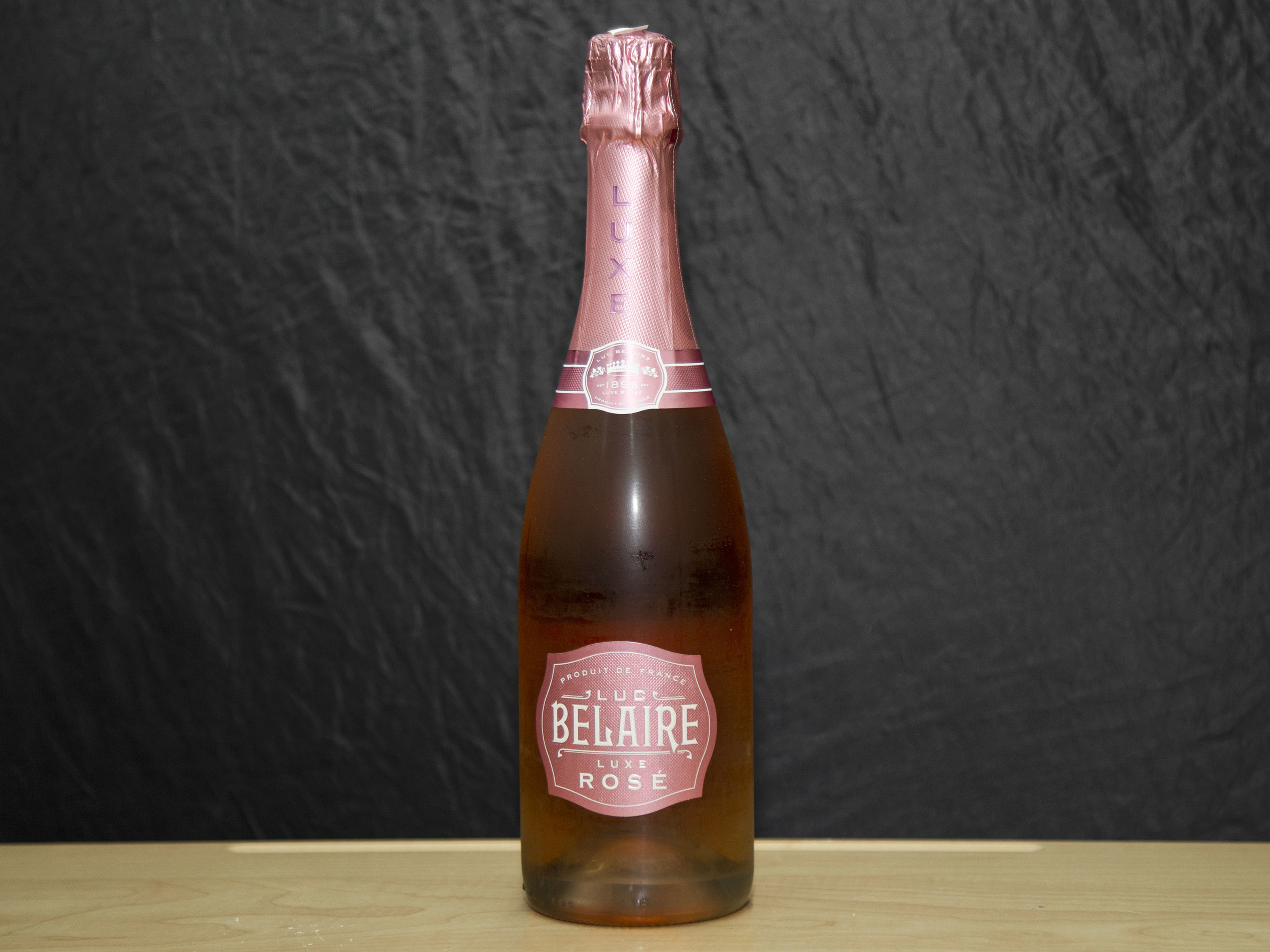 Order Luc Belaire Luxe Rose, 750 ml. Sparkling Wine (12.5% ABV) food online from Platinum Star Food & Liquor store, Chicago on bringmethat.com