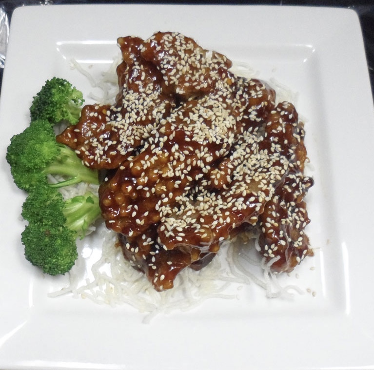 Order H5. Sesame Beef 芝麻牛 food online from Hai Sun Chinese Restrnt store, Brooklyn on bringmethat.com