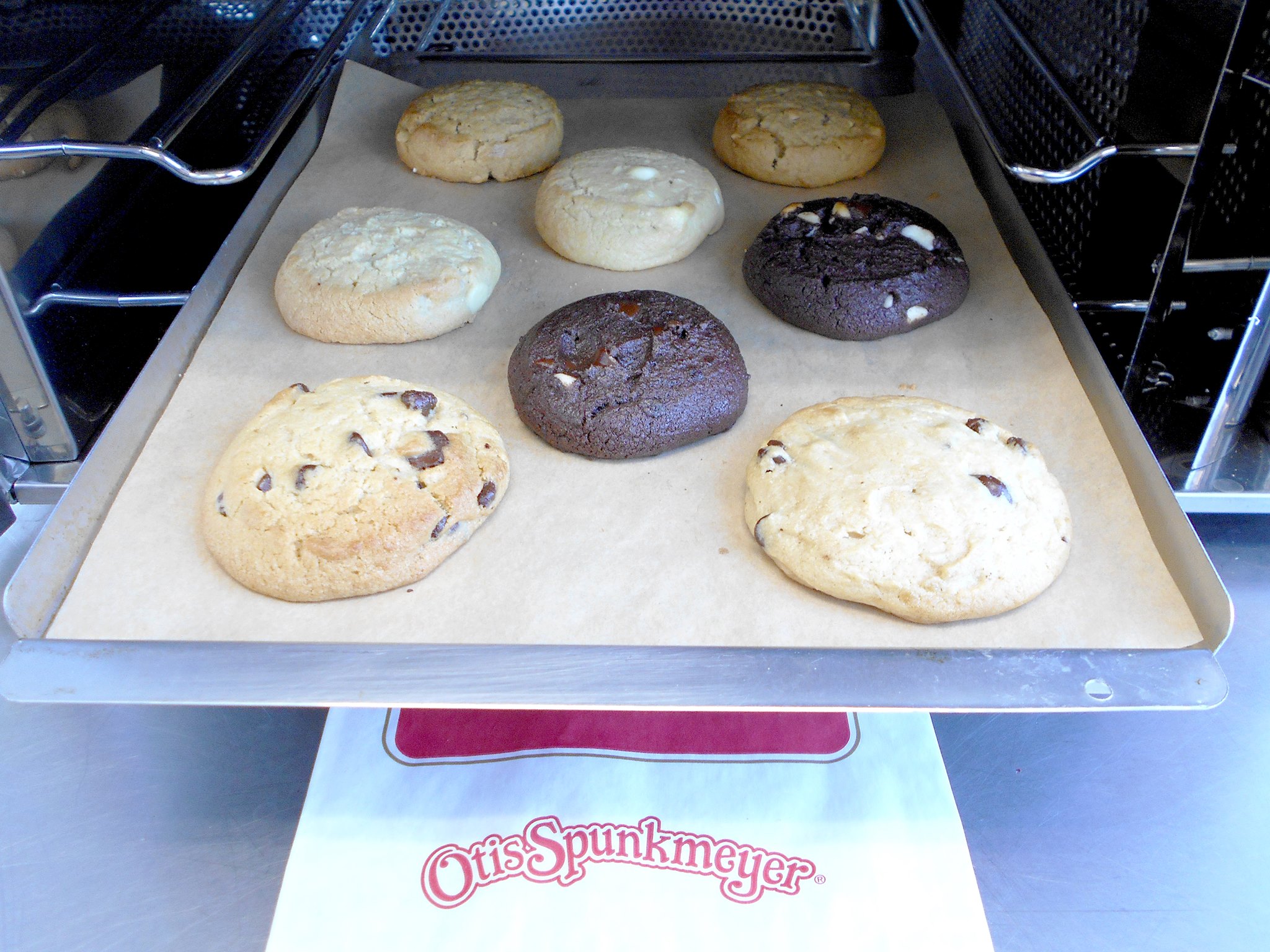 Order Fresh Baked Cookies food online from Burger 81 store, Bay City on bringmethat.com