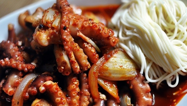 Order Stir-fried Octopus  food online from Bull Korean Bbq store, Cupertino on bringmethat.com