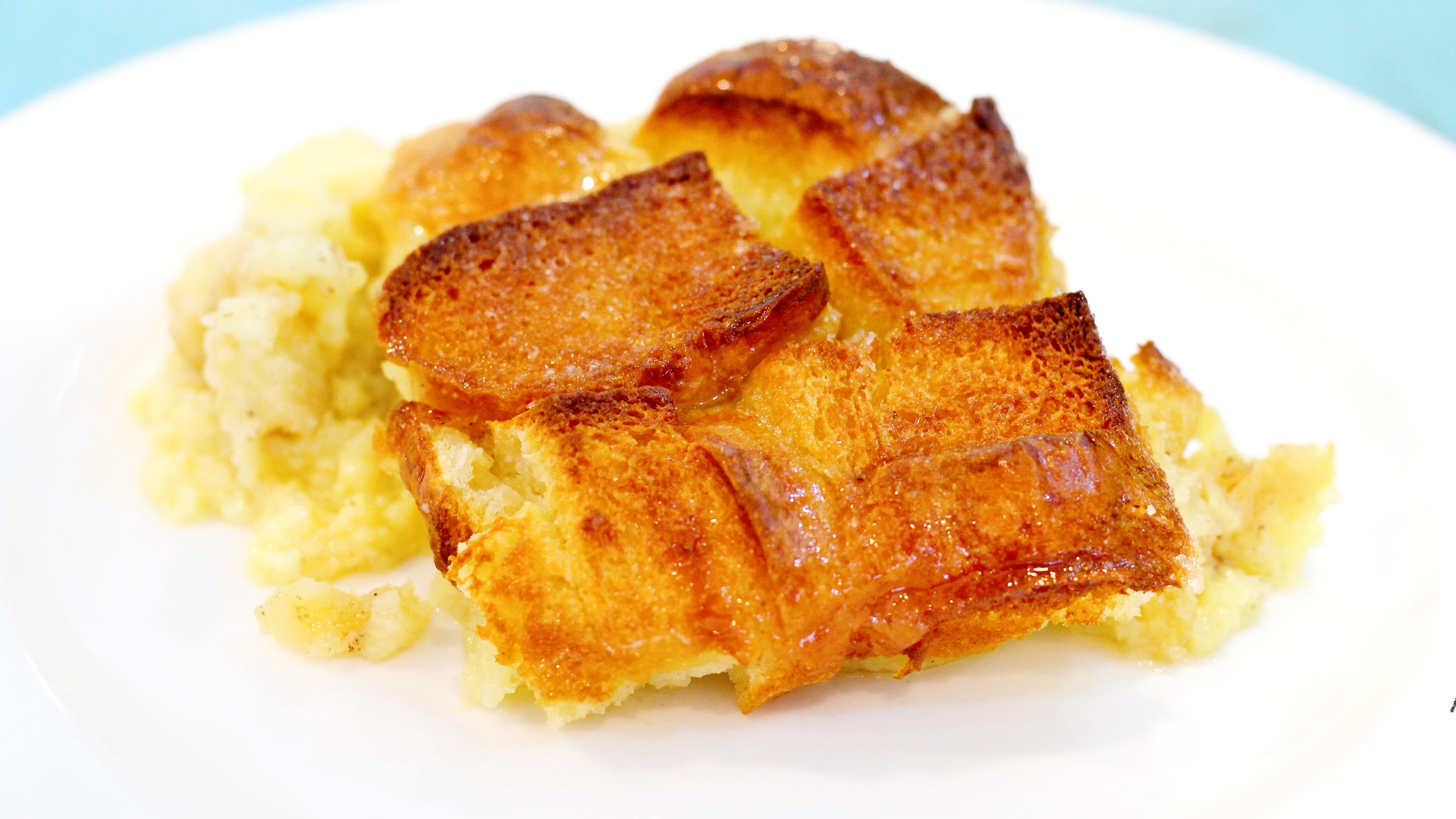 Order D3. Bread Pudding food online from Captain King Seafood City store, Memphis on bringmethat.com