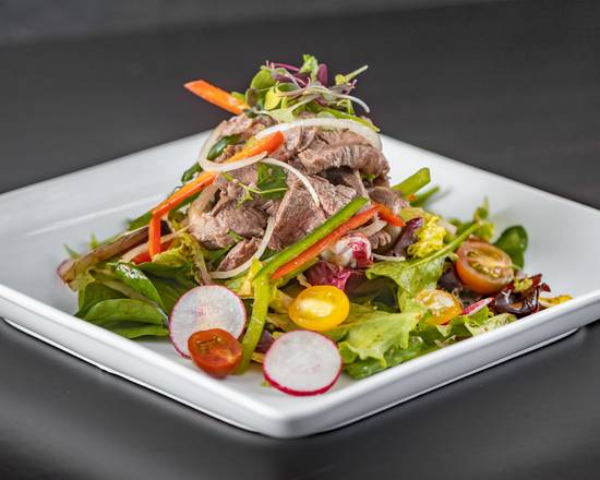 Order Pepper Steak Salad food online from Cf Food Kitchen store, Granada Hills on bringmethat.com