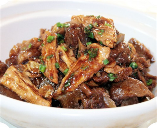 Order Beef Stew with Tofu Skin腐竹牛腩煲 food online from Frice store, Chino Hills on bringmethat.com