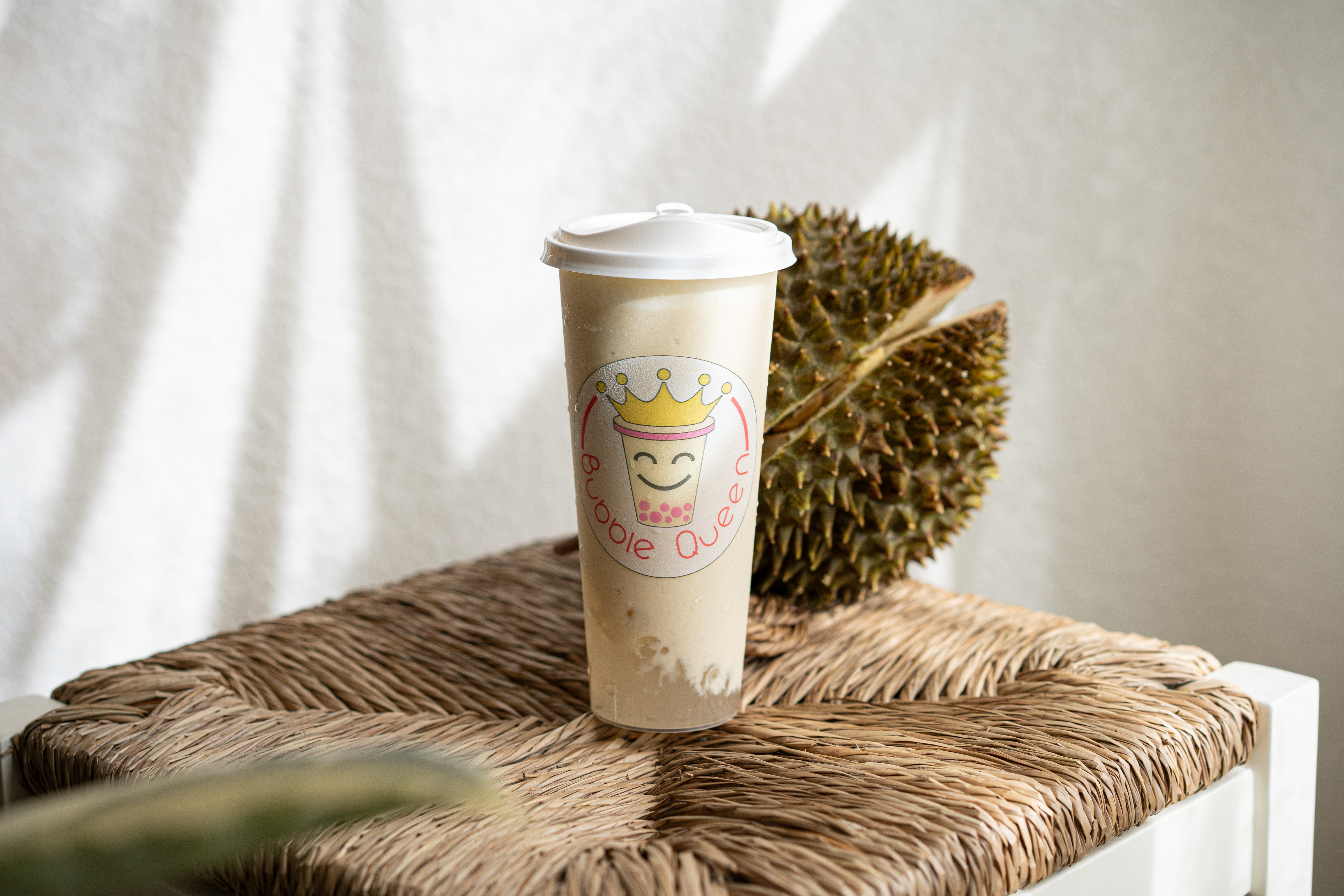 Order Durian Smoothie food online from Bubble Queen store, San Francisco on bringmethat.com