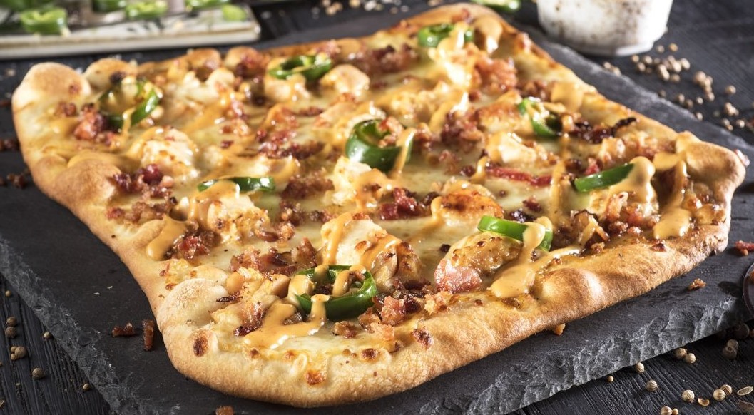 Order Chipotle Chicken Flatbread food online from Pats Select Pizza | Grill store, Smyrna on bringmethat.com