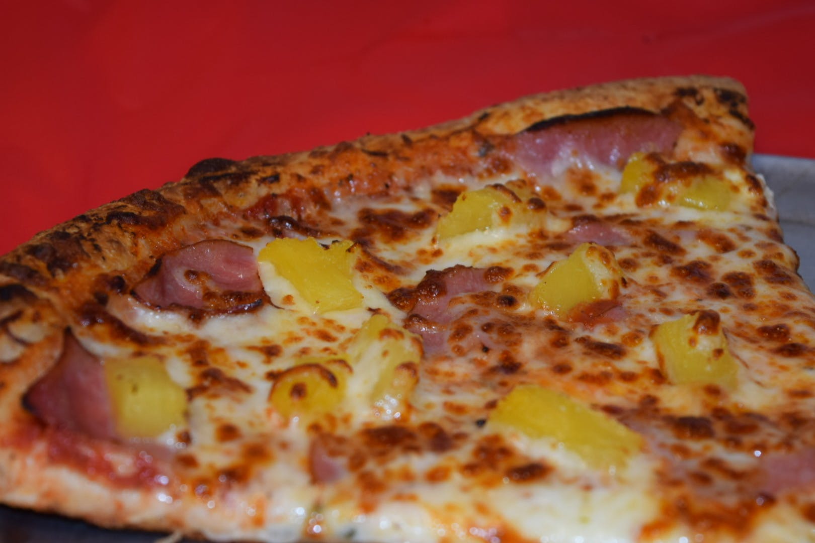 Order Hawaiian Pizza - Small 8'' food online from Pizza Parlor store, Pearland on bringmethat.com