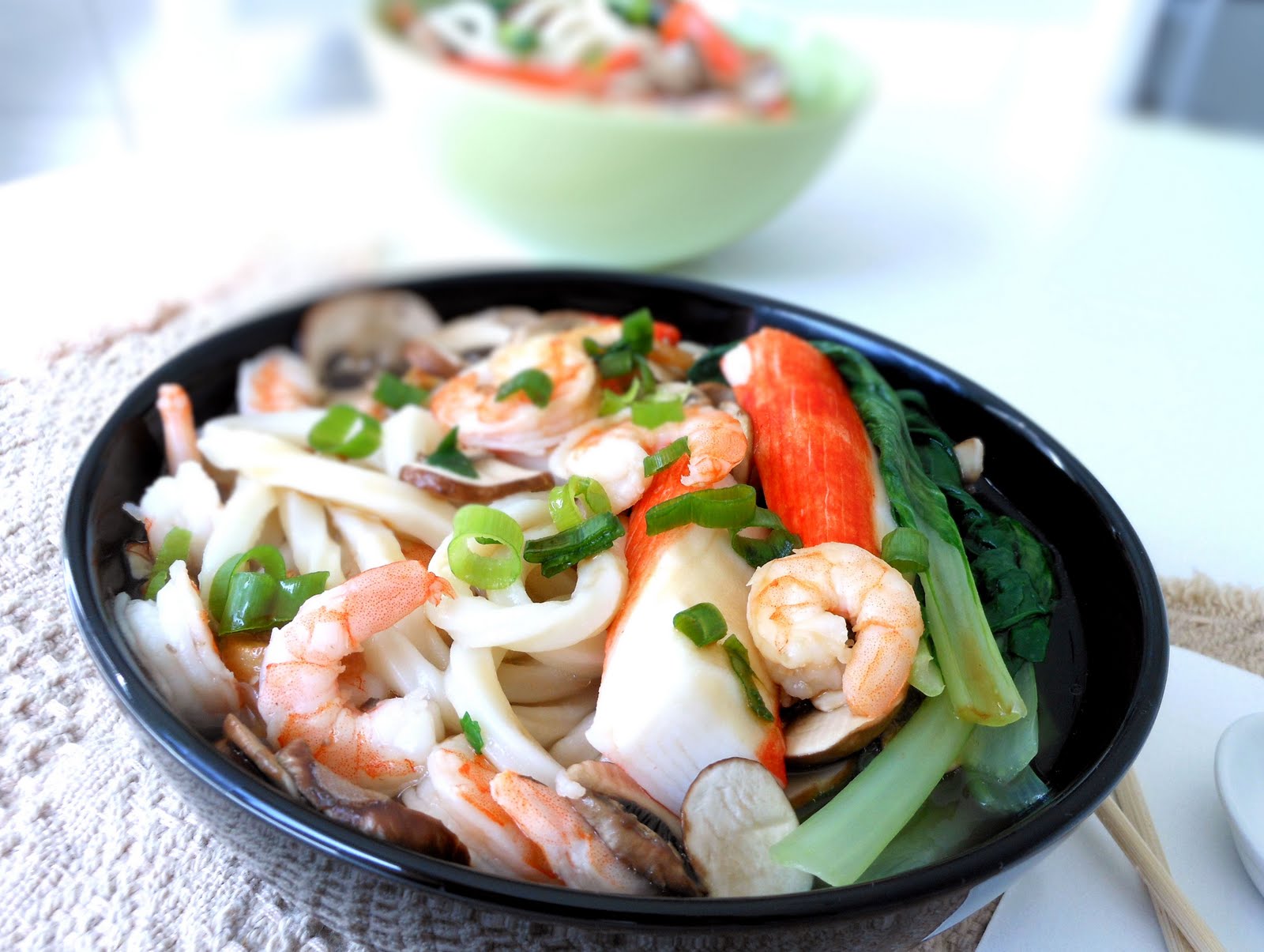 Order Seafood Udon Soup food online from Lian's Kitchen store, Garfield on bringmethat.com