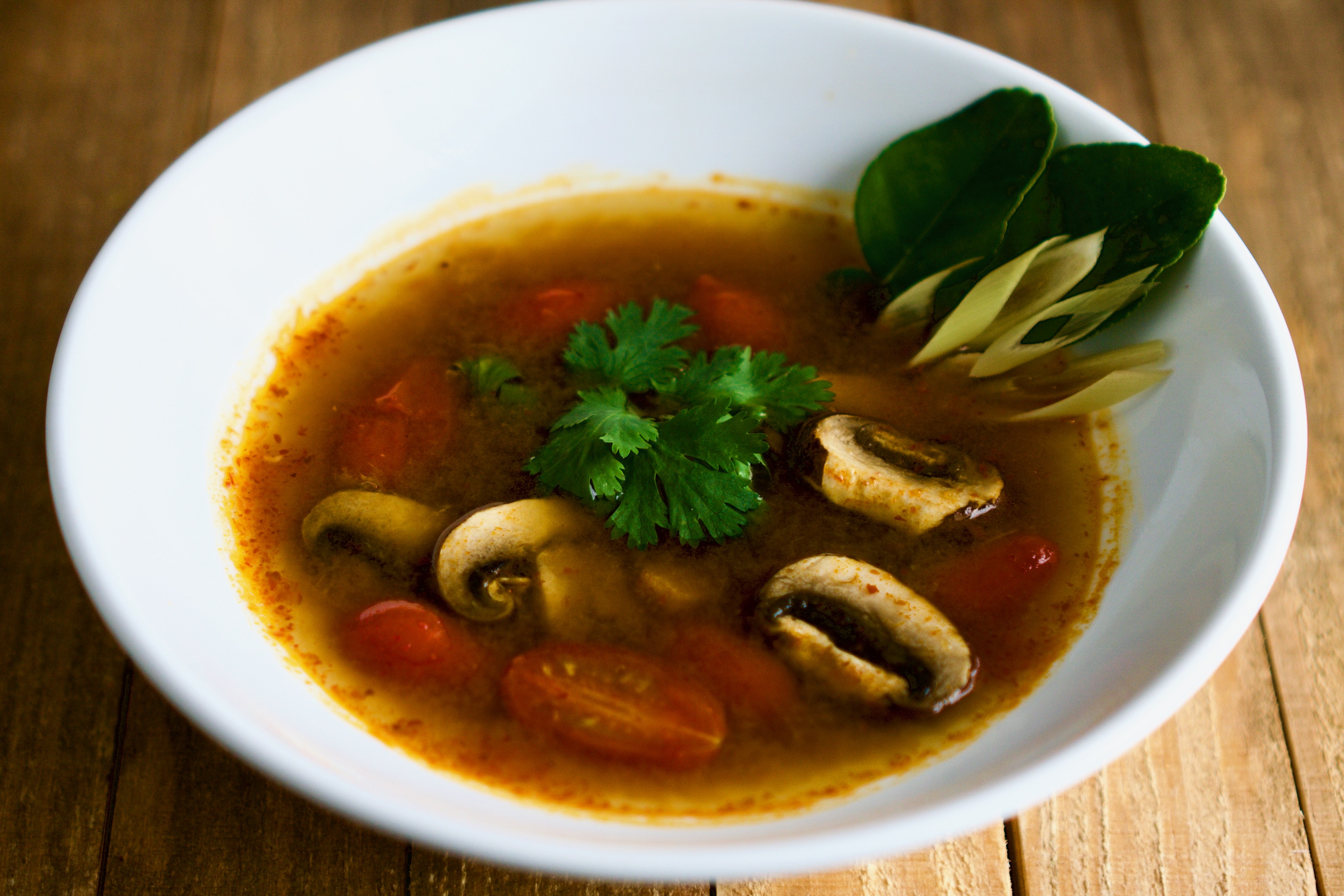 Order Tom Yum Soup food online from Khao Thai & Sushi store, Scottsdale on bringmethat.com