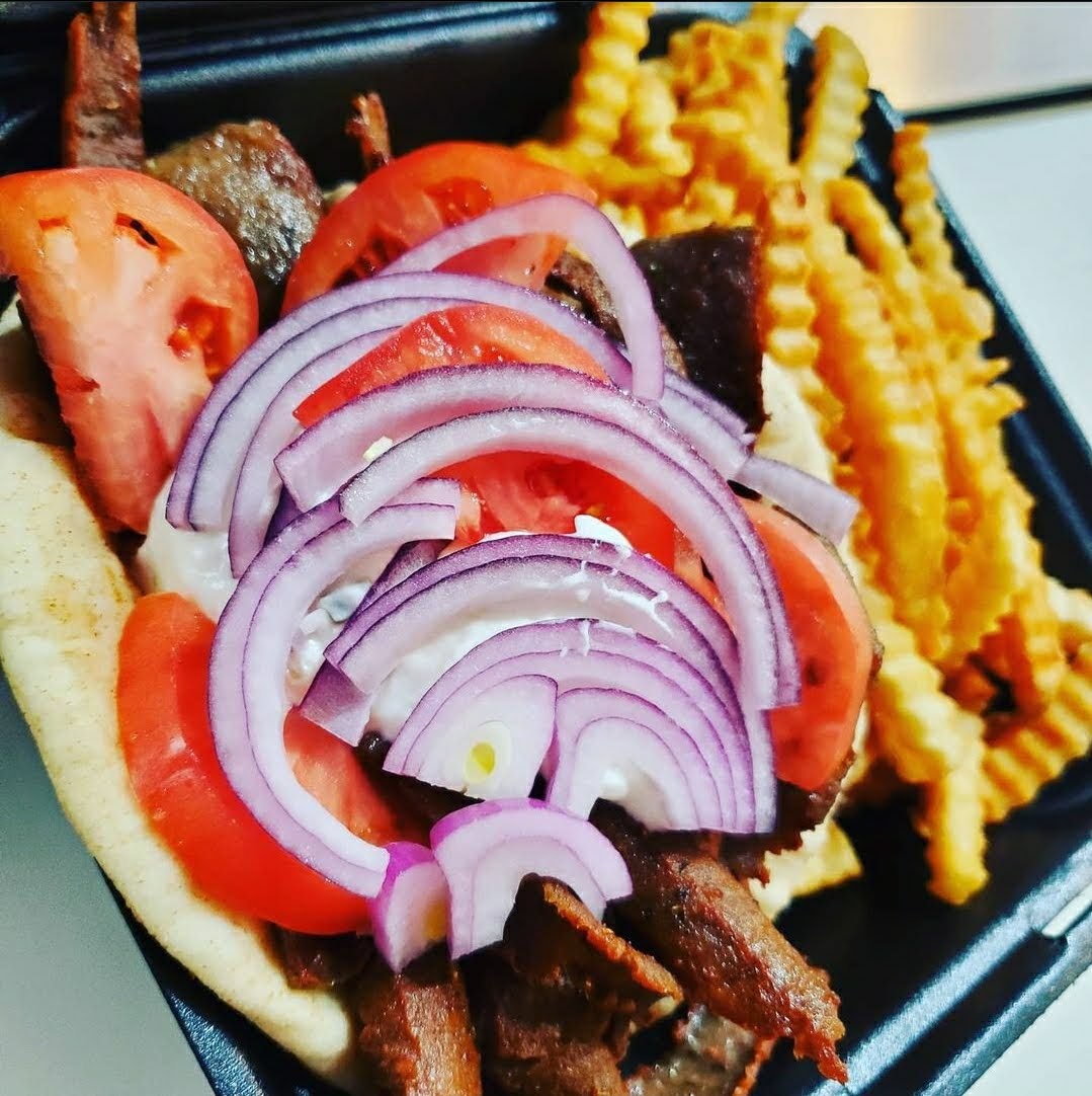 Order Gyros Plate food online from Chipmonks store, Chicago on bringmethat.com