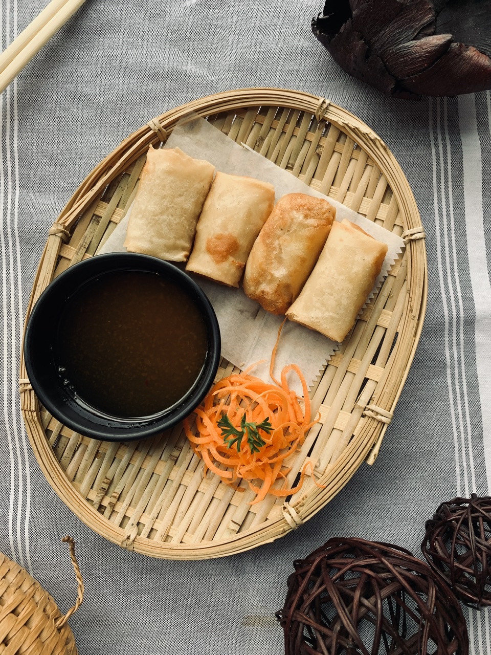 Order Meaty Egg Rolls food online from Hands On Thai & Sushi store, Chicago on bringmethat.com