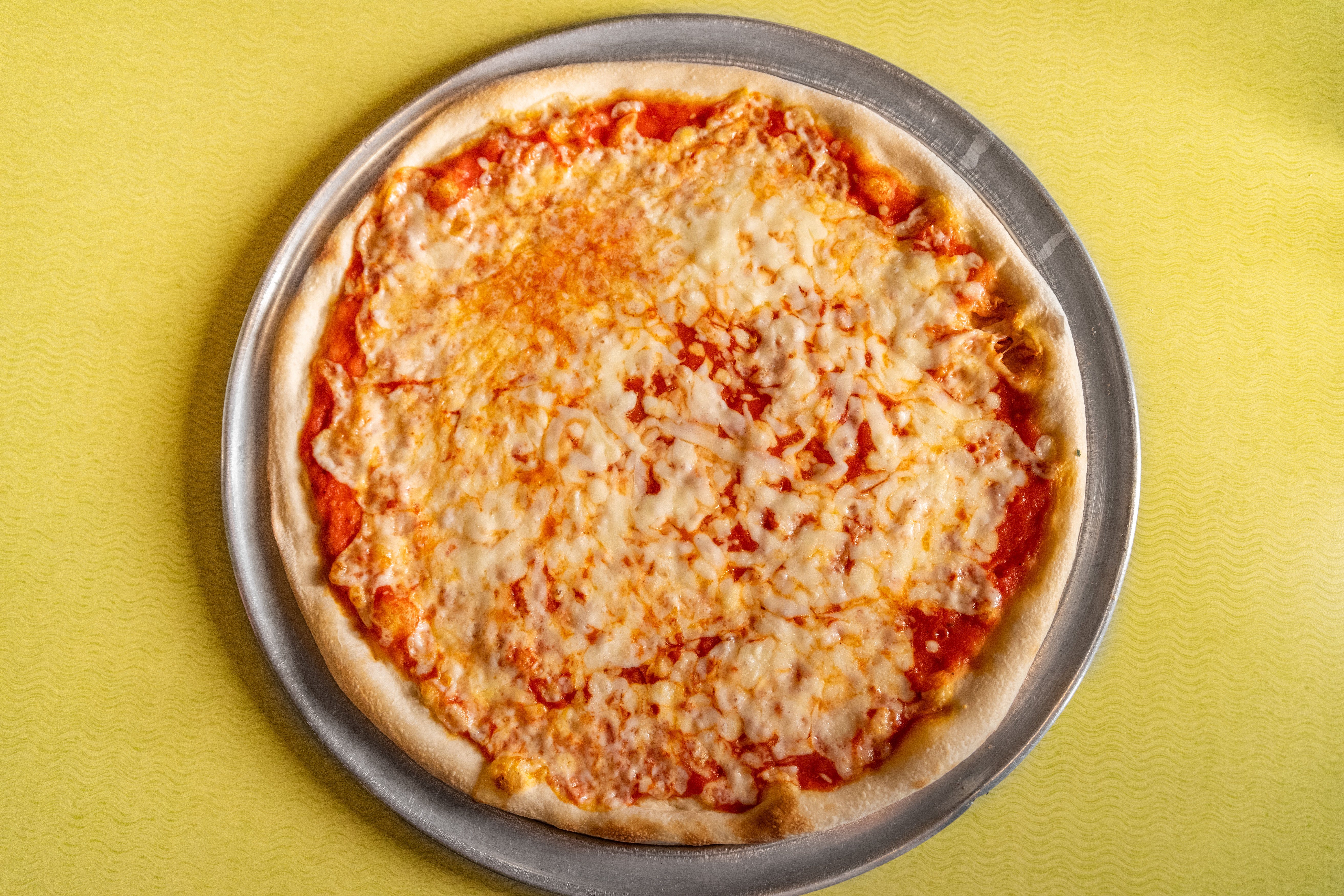 Order Cheese Pizza - Small 12" (6 Slices) food online from Amalfi's Italian Restaurant store, Kernersville on bringmethat.com