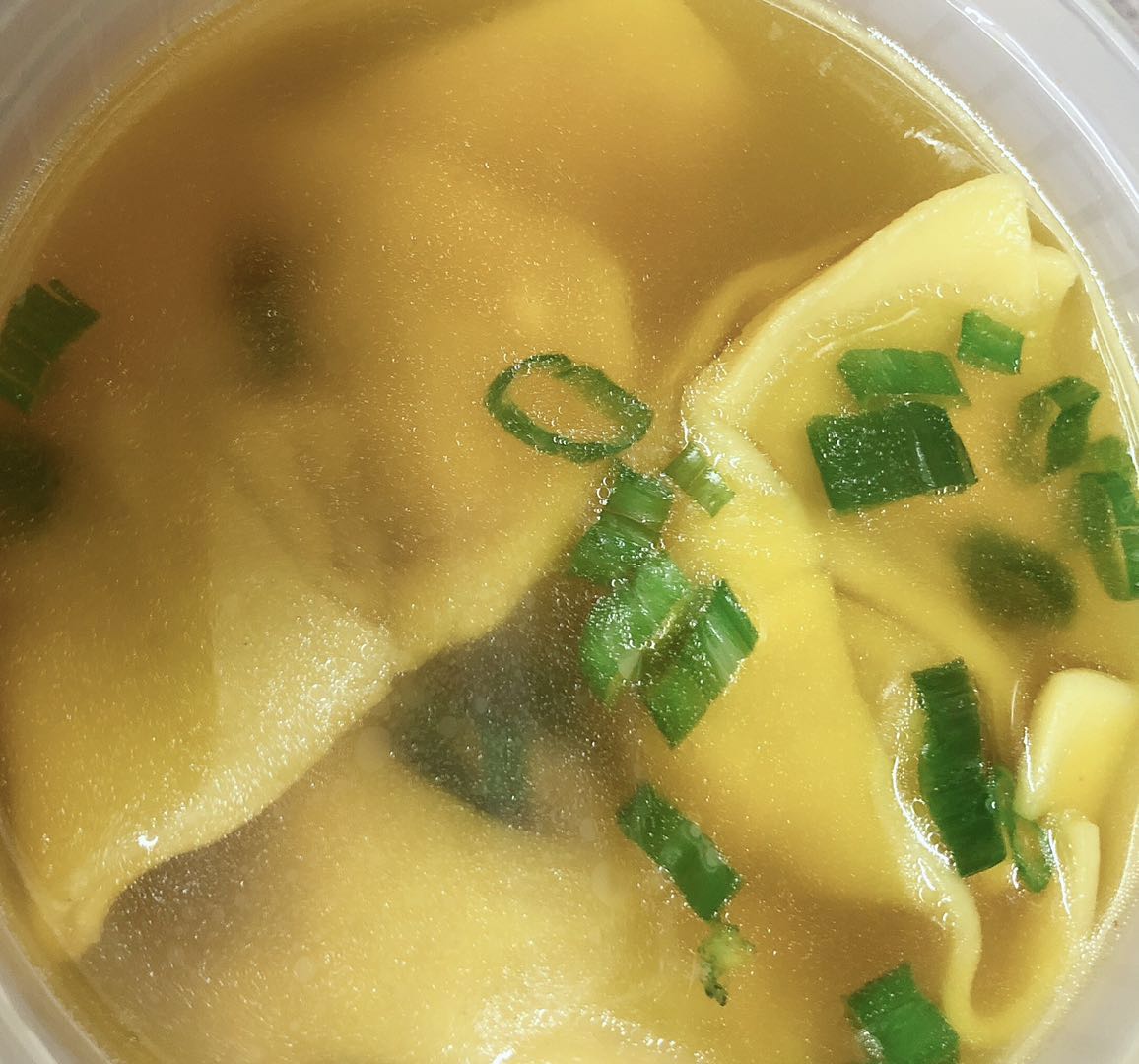 Order Wonton Soup food online from Lucky Star store, Philadelphia on bringmethat.com