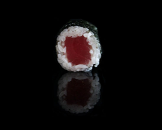 Order Tuna Roll food online from Hamachi Sushi Express store, La Habra on bringmethat.com