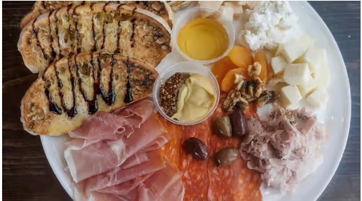 Order House Meat & Cheese Plate food online from MidiCi The Neapolitan Pizza Company store, Monterey on bringmethat.com