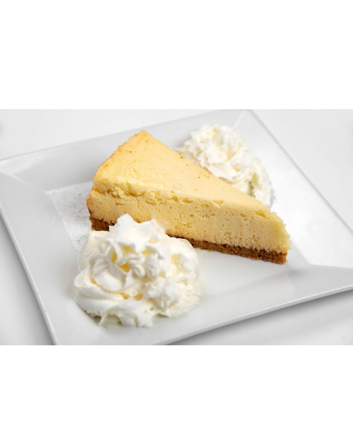 Order American Cheesecake - American Cheesecake food online from Rocco's Of Roc Beach store, Rockaway Park on bringmethat.com