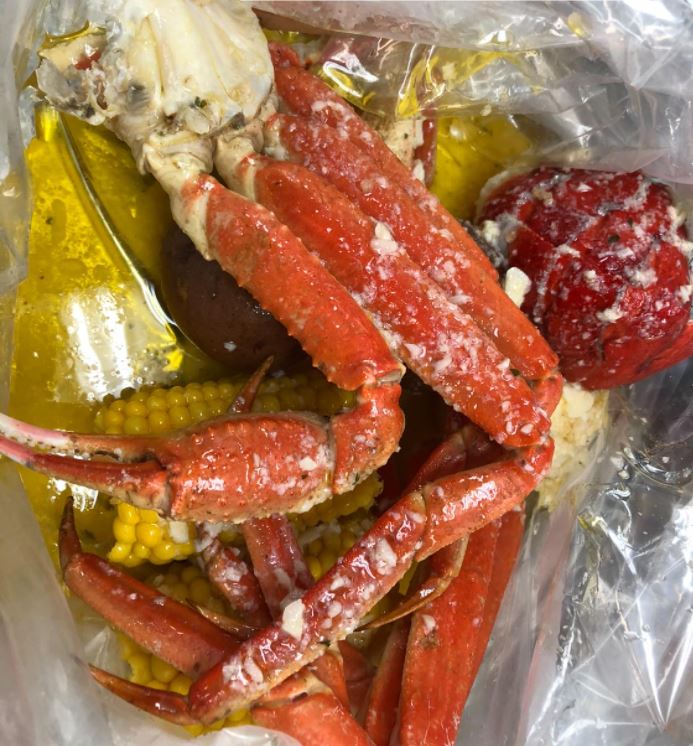 Order 3. One Pound Snow Crab and 1 Piece Lobster Tail Combo food online from Yummy Crab store, Omaha on bringmethat.com