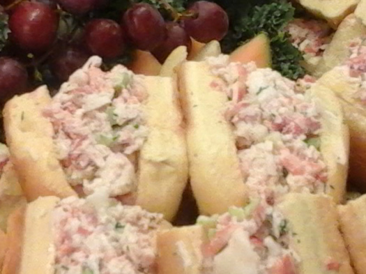 Order Traditional Lobster Roll food online from La Mer Seafood store, Armonk on bringmethat.com
