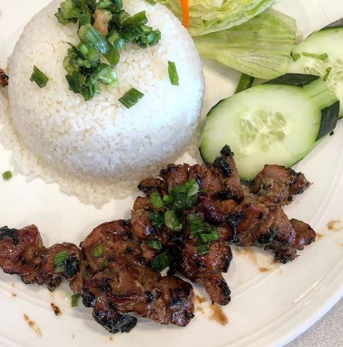 Order R6. Grilled Angus Flat Iron Rice (Com Bo Nuong) food online from Kimlee Vietnamese Restaurant store, Harrisburg on bringmethat.com
