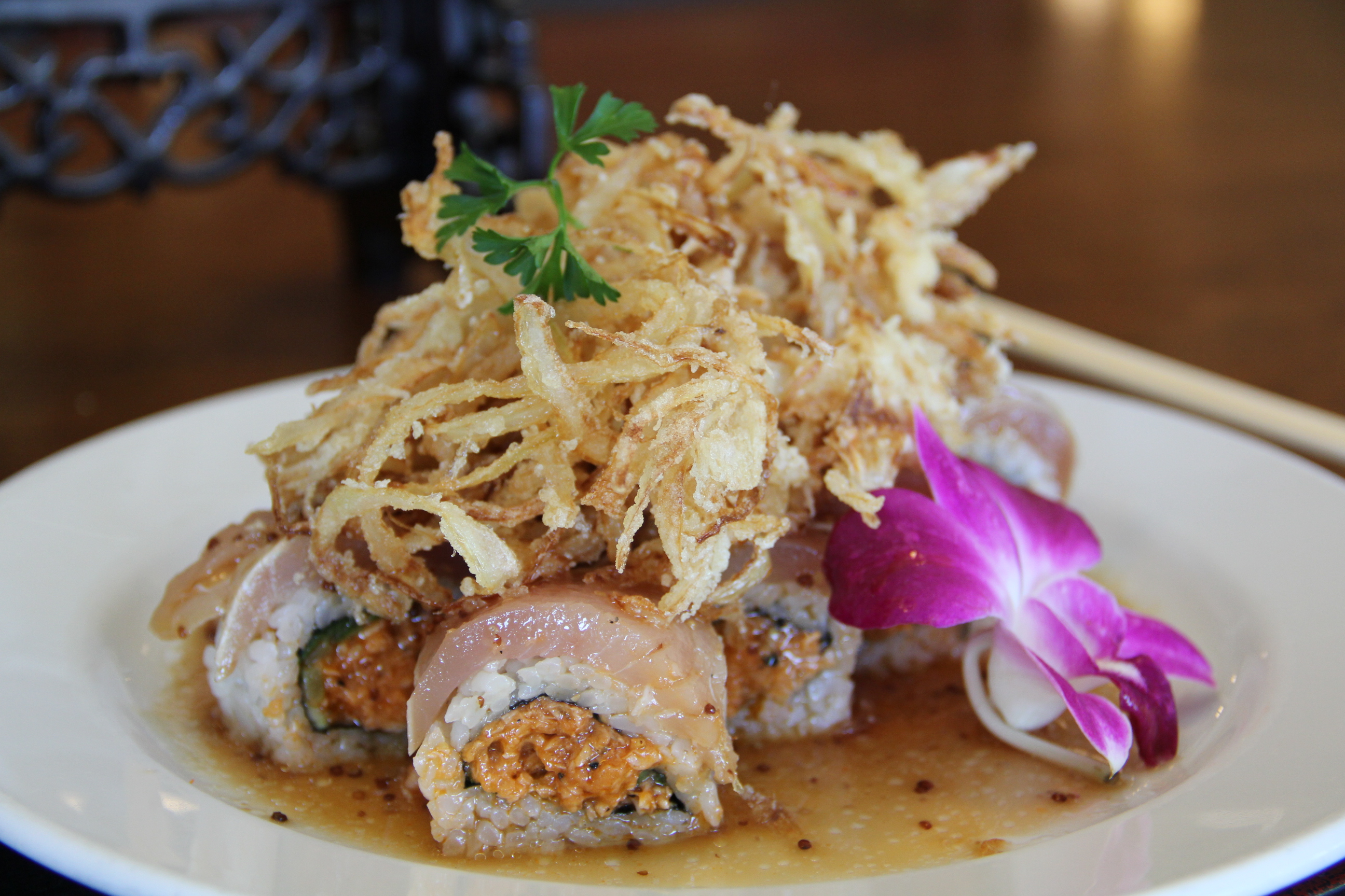 Order Albacore Lover Roll food online from Tomomi Sushi store, Alhambra on bringmethat.com