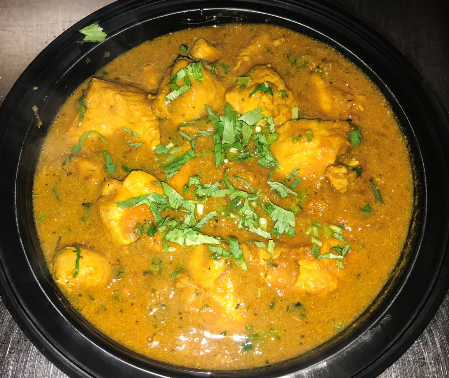 Order 12 Spice Chicken Curry food online from Darbar Restaurant store, Baltimore on bringmethat.com