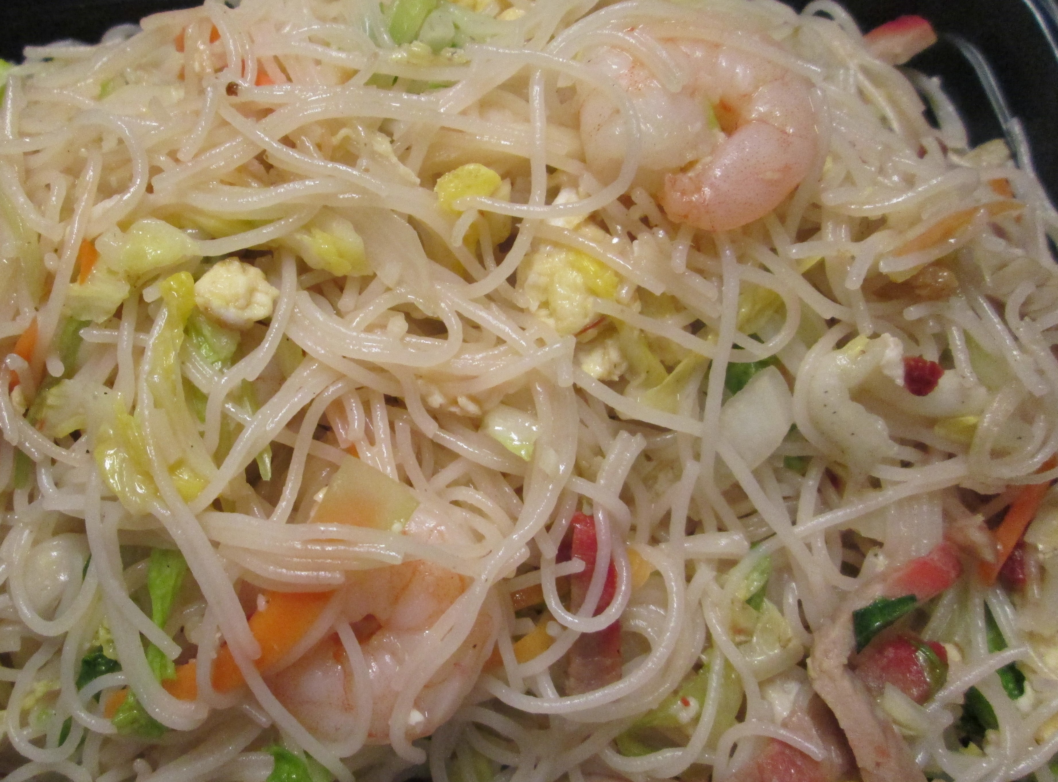 Order House Special Chow Mei Fun food online from Hai Sing Chinese Restaurant store, Yonkers on bringmethat.com
