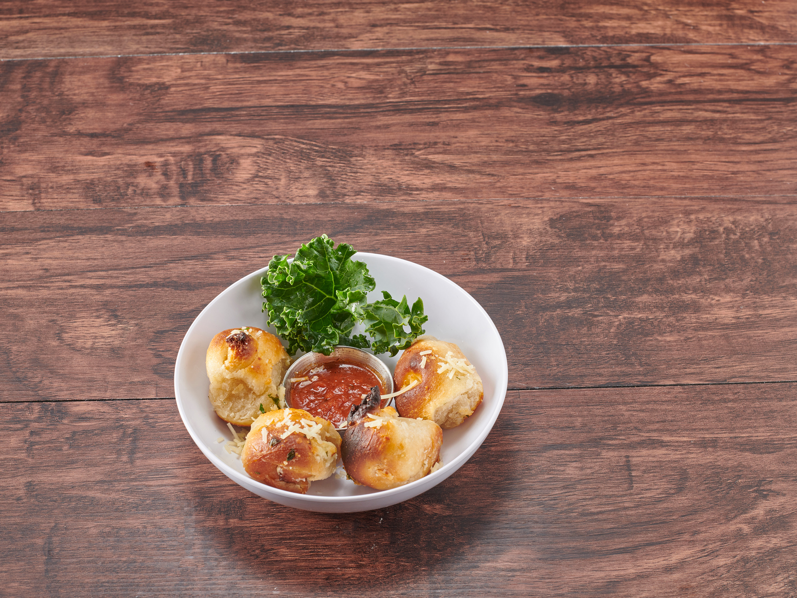 Order 4 Pieces Garlic Knots food online from Cucina bene store, New York on bringmethat.com