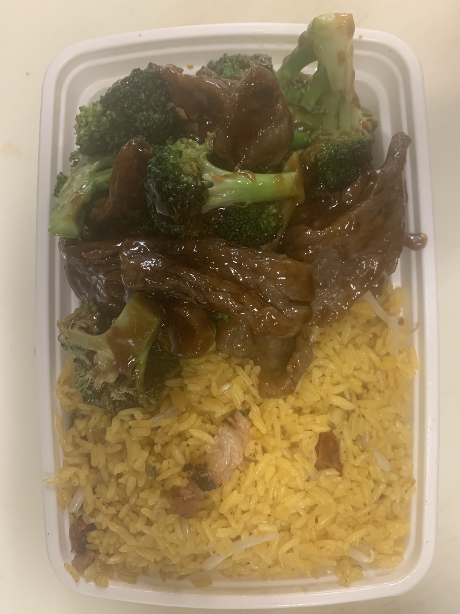 Order C19. Beef with Broccoli Combination Platter food online from Hong Kong Restaurant store, Hackensack on bringmethat.com