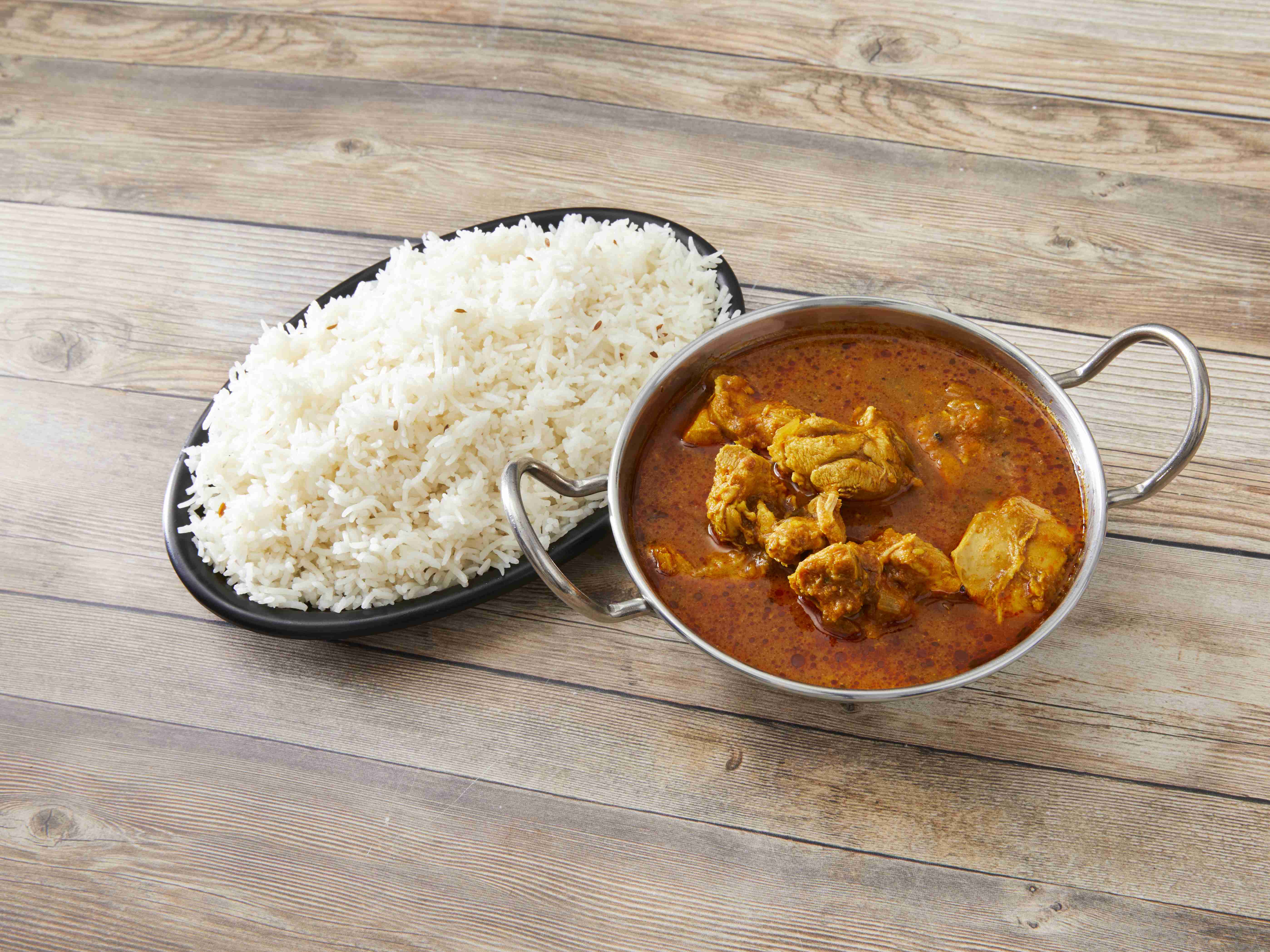 Order Chicken Curry food online from Grill of India store, Flint on bringmethat.com