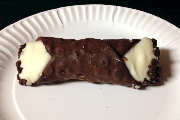 Order Chocolate cannoli  food online from Roma - Pizza and Pasta store, Nashville on bringmethat.com