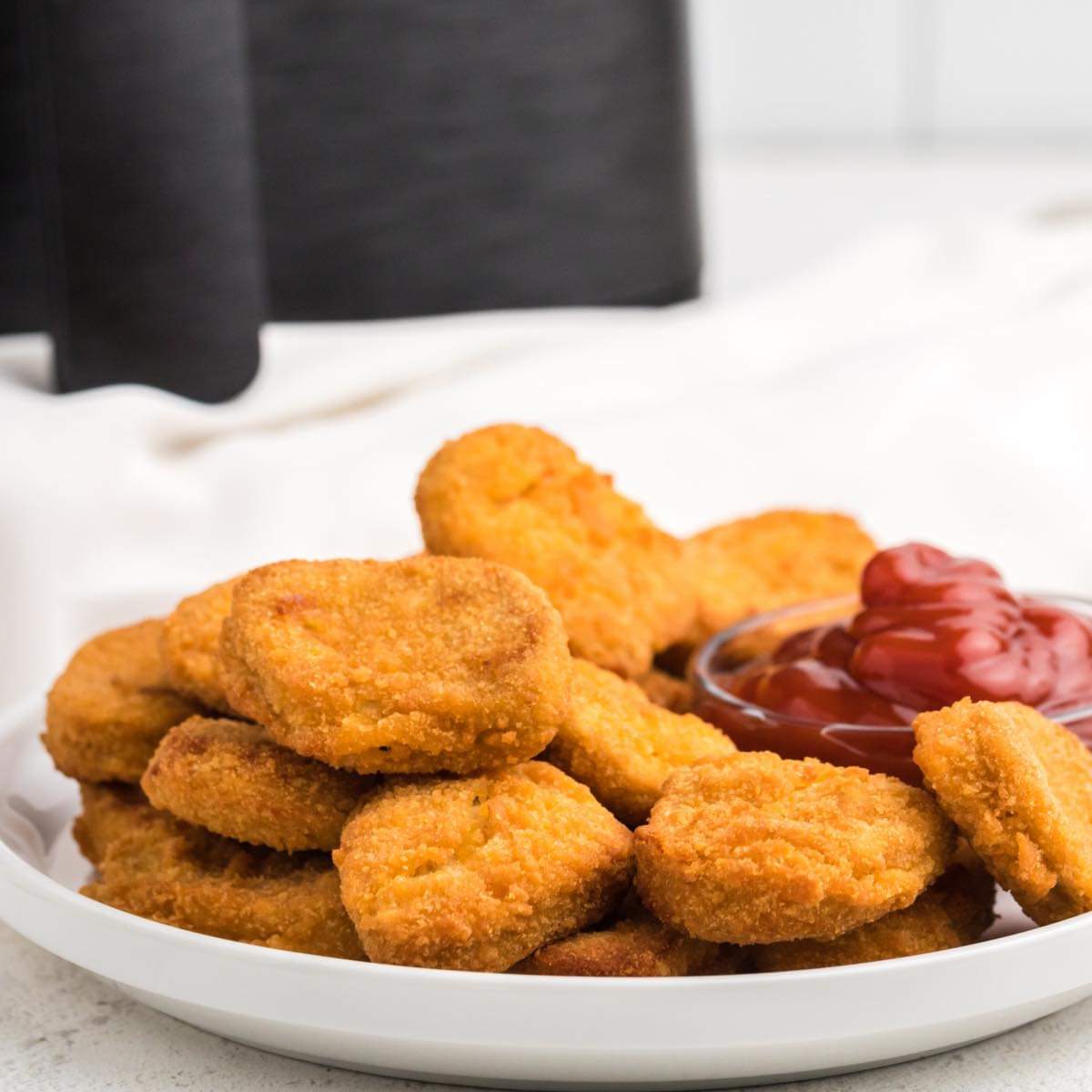 Order 10 Piece Chicken Nuggets food online from Hawaiian Grill store, Saint Louis on bringmethat.com
