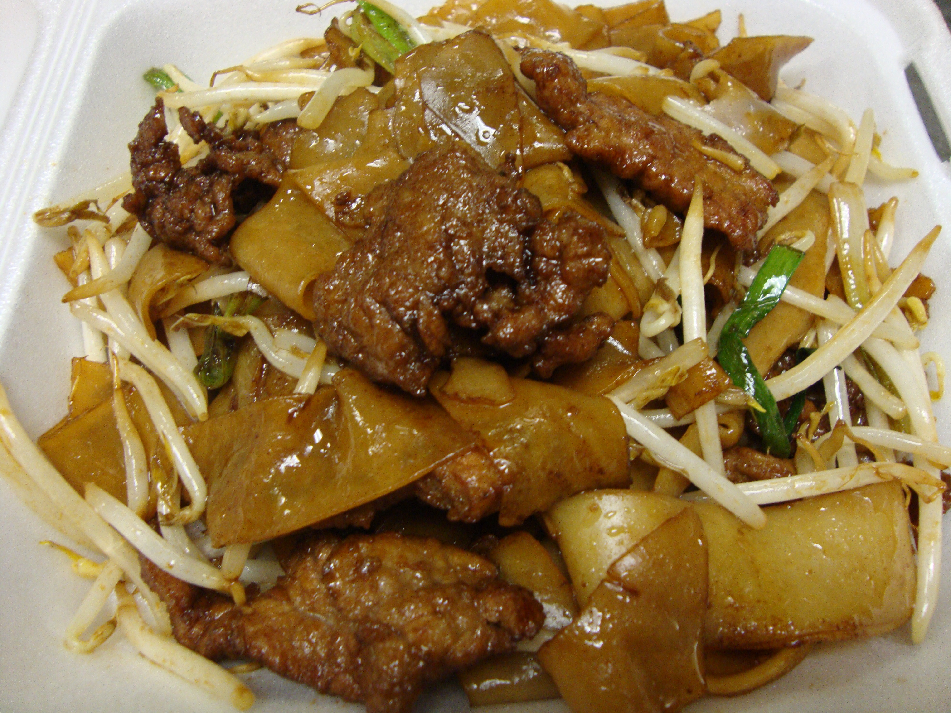 Order 52. Beef Chow Fun food online from China Chef store, Edison on bringmethat.com
