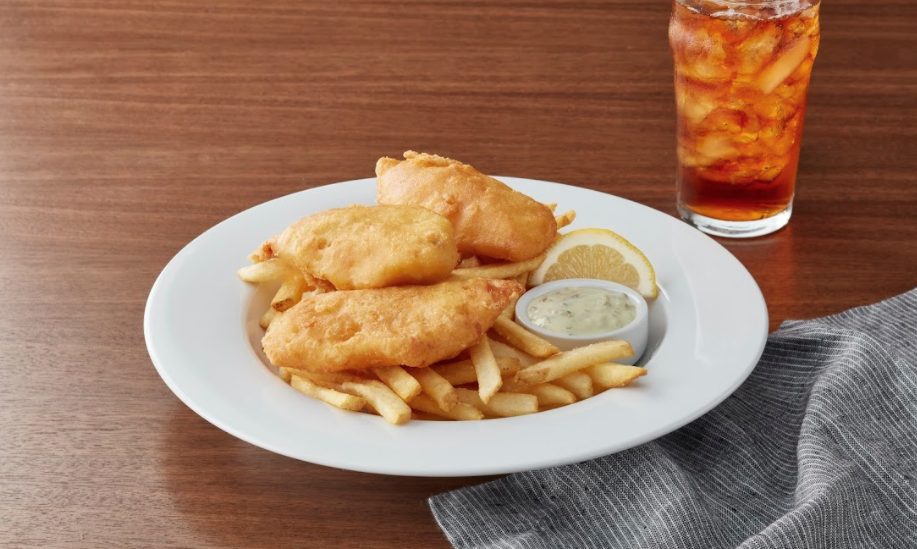 Order Crispy Fish and Chips food online from Ihop store, Albuquerque on bringmethat.com