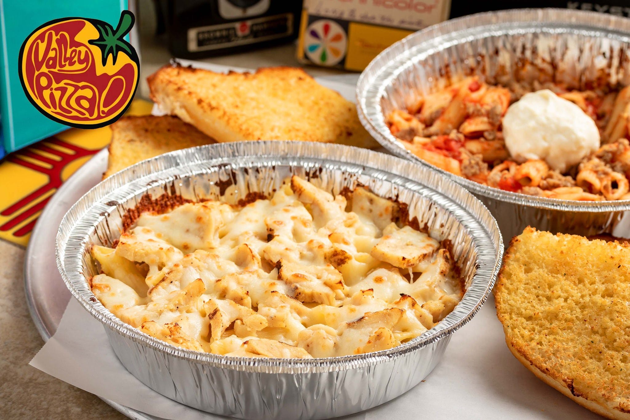 Order Chicken Alfredo - Pasta food online from Valley Pizza store, Las Cruces on bringmethat.com