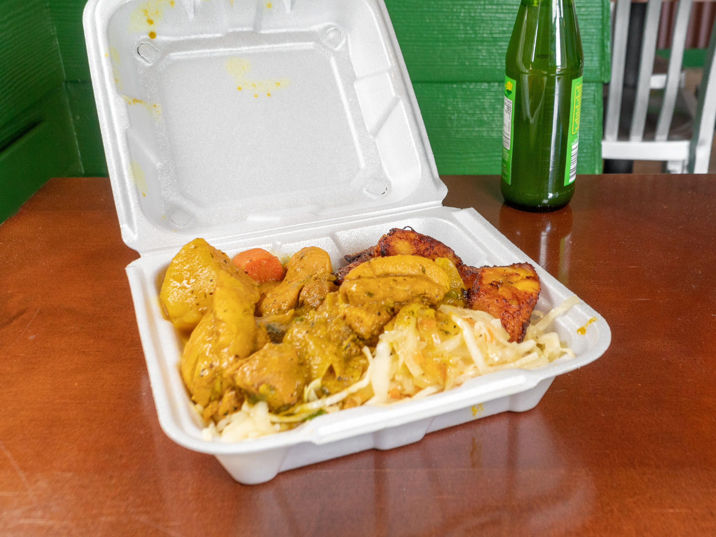 Order Curry Chicken food online from Caribbean Plate store, Falls Church on bringmethat.com