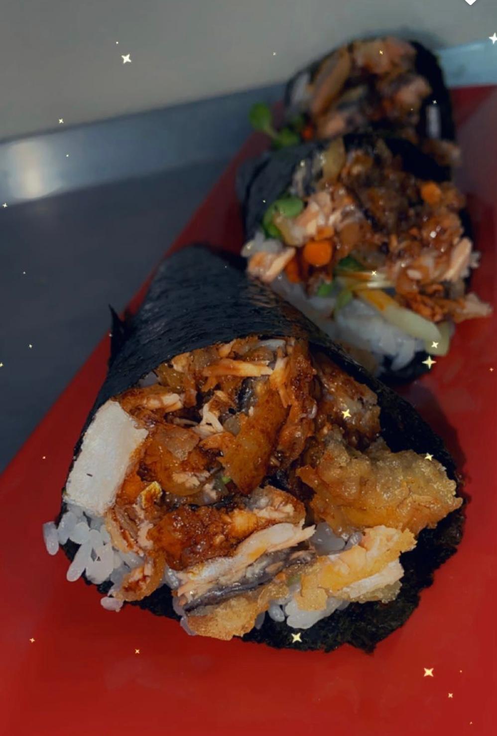 Order Salmon Skin Hand Roll food online from 760 Sushi Bros store, Victorville on bringmethat.com