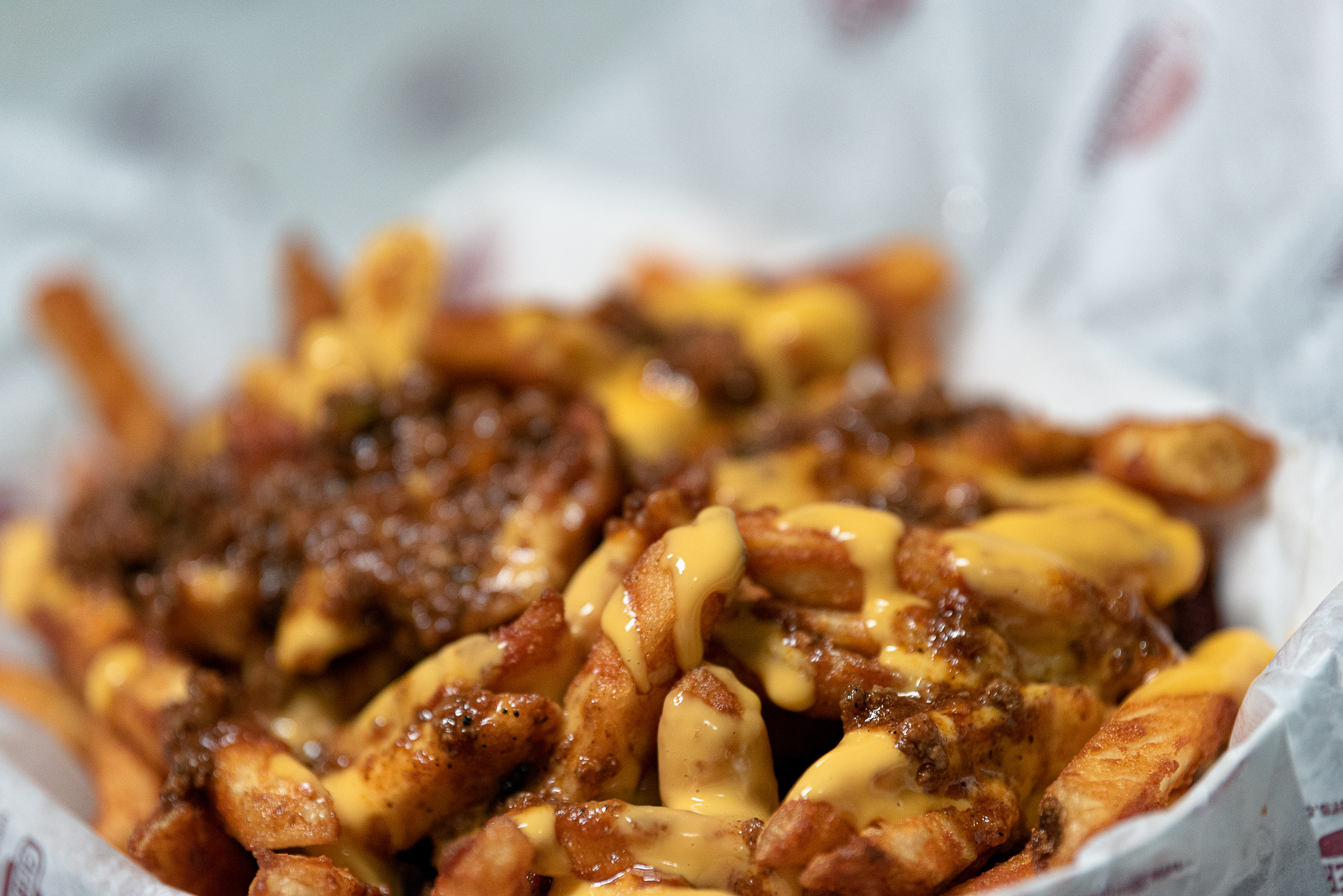Order Chilli Cheese Fries food online from 30 Burgers store, Rutherford on bringmethat.com