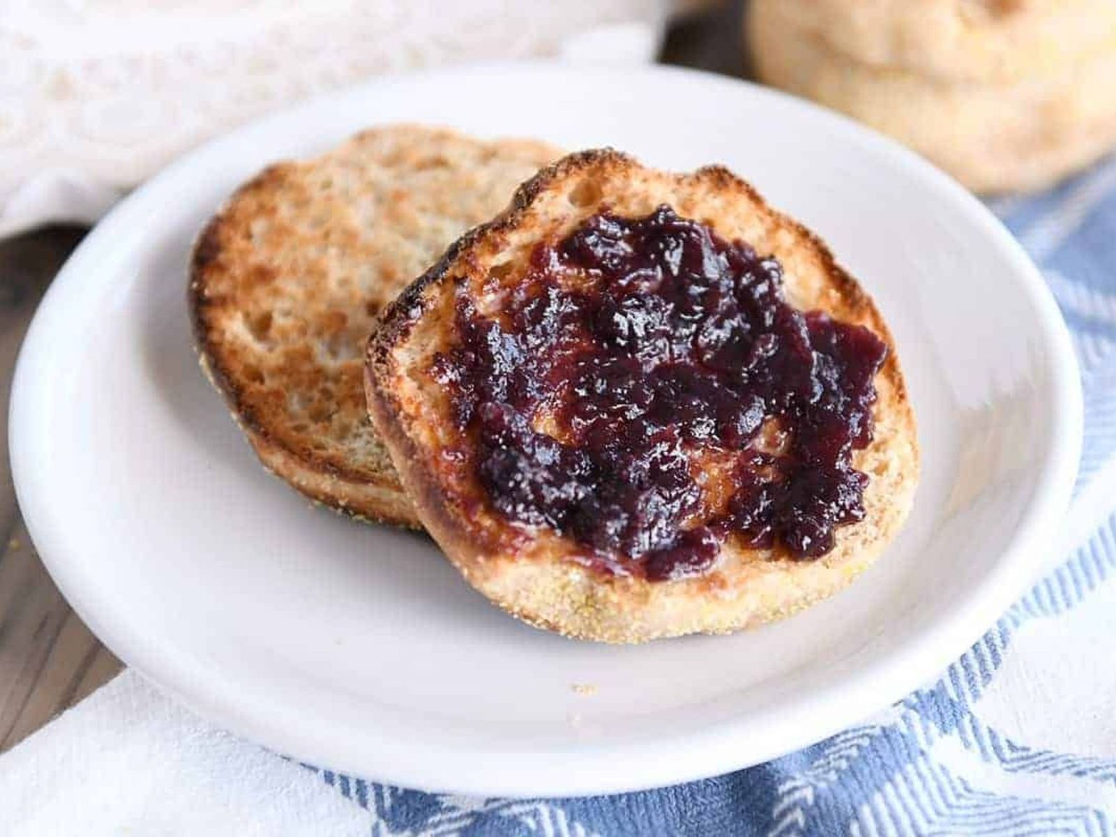 Order English Muffin food online from Port City Coffee Roasters store, Portsmouth on bringmethat.com